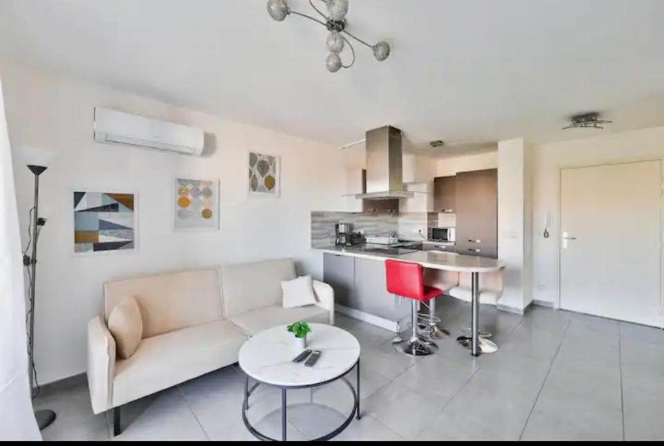 Апартаменты Massalia Flat Climatise Марсель Экстерьер фото